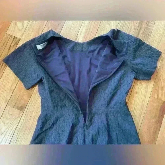 MM LaFleur Gayle Dress in Vine Jaquard Women’s Sz 8 Sheath Knee Length Navy Blue - Picture 11 of 16